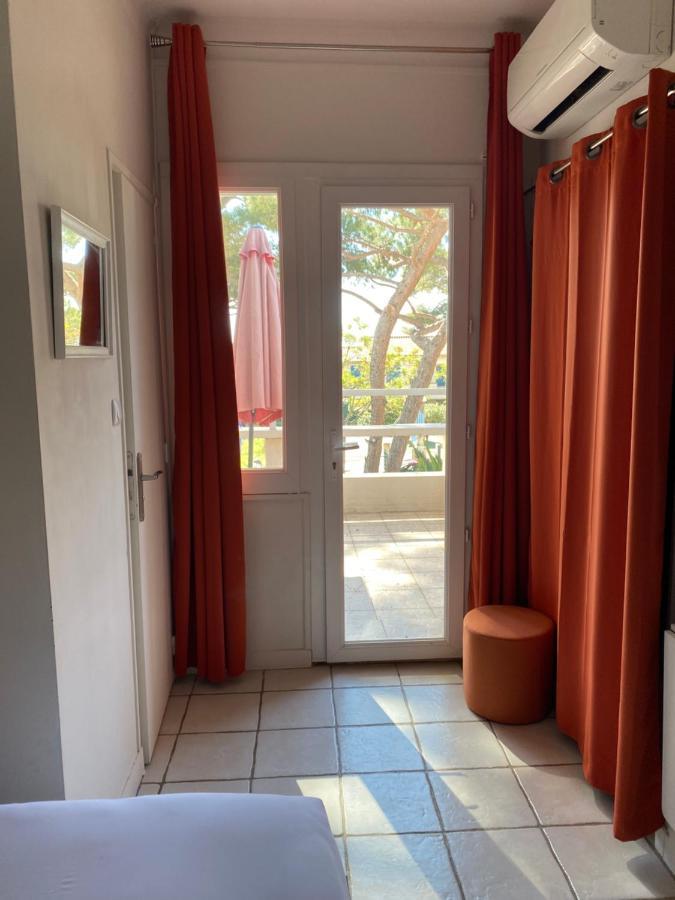 Logis Hotel Restaurant Le Kalliste Hyeres Luaran gambar