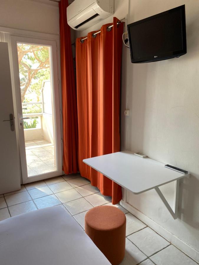 Logis Hotel Restaurant Le Kalliste Hyeres Luaran gambar