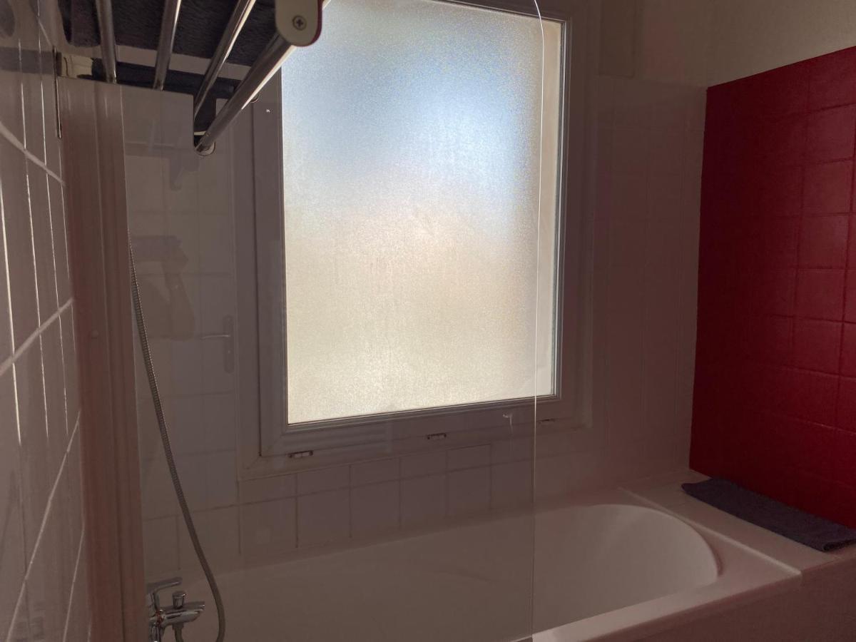 Logis Hotel Restaurant Le Kalliste Hyeres Luaran gambar