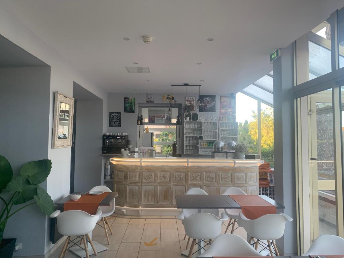 Logis Hotel Restaurant Le Kalliste Hyeres Luaran gambar