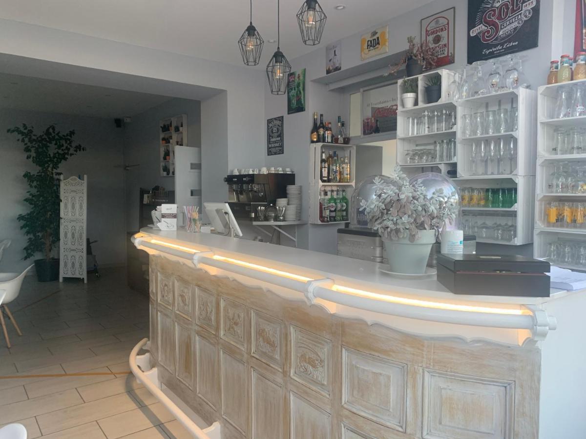 Logis Hotel Restaurant Le Kalliste Hyeres Luaran gambar