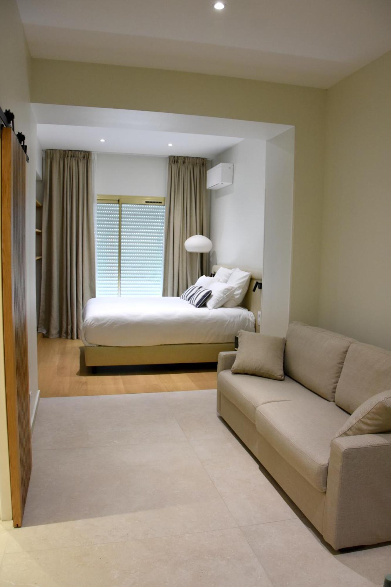 Logis Hotel Restaurant Le Kalliste Hyeres Luaran gambar