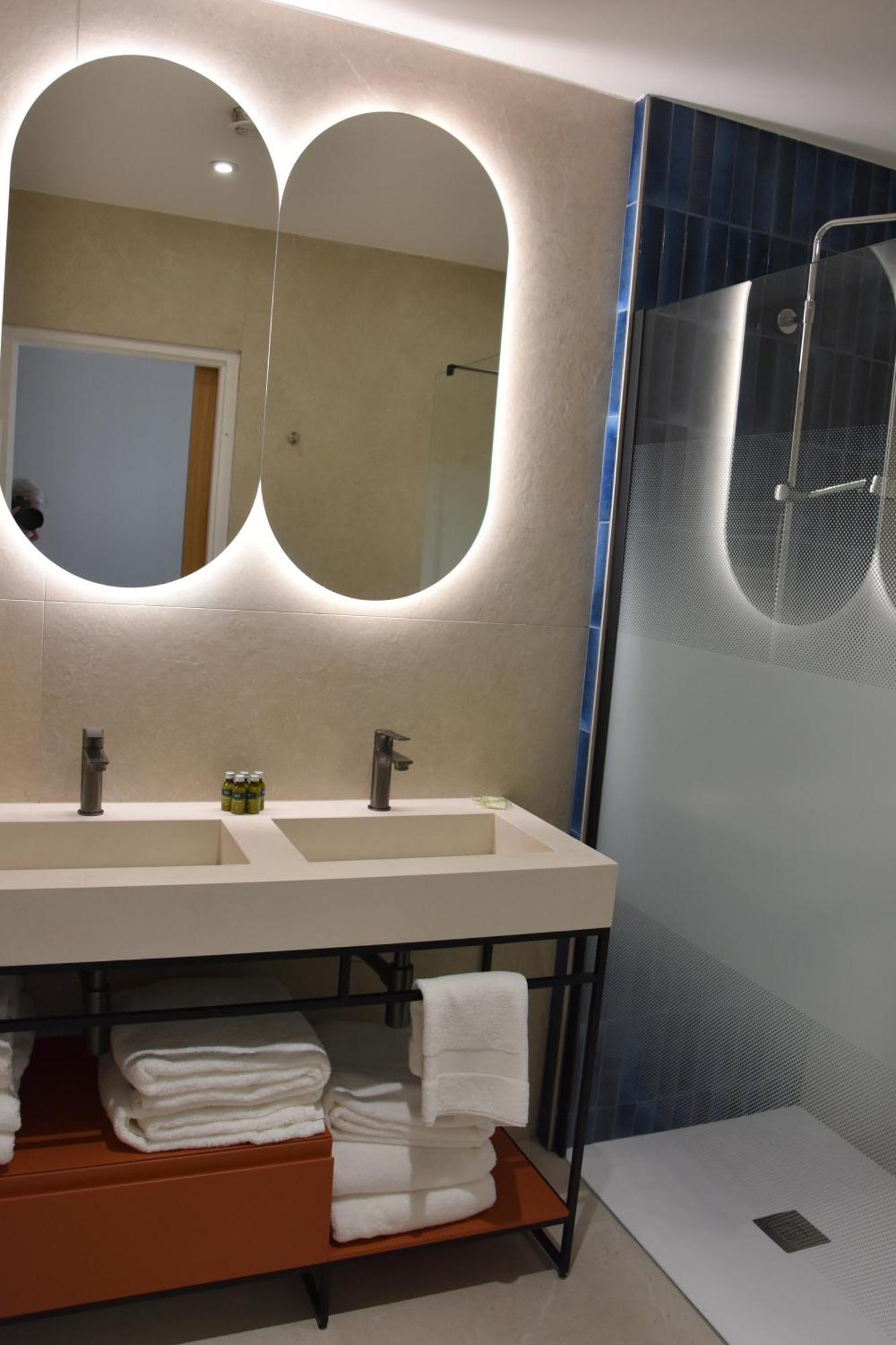 Logis Hotel Restaurant Le Kalliste Hyeres Luaran gambar