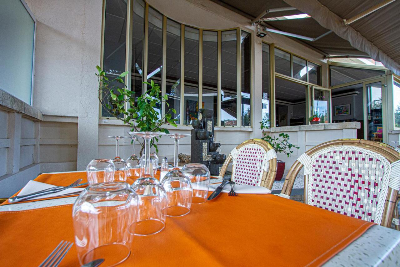 Logis Hotel Restaurant Le Kalliste Hyeres Luaran gambar