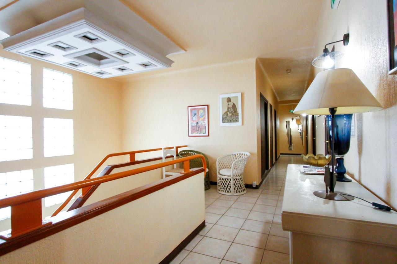 Logis Hotel Restaurant Le Kalliste Hyeres Luaran gambar